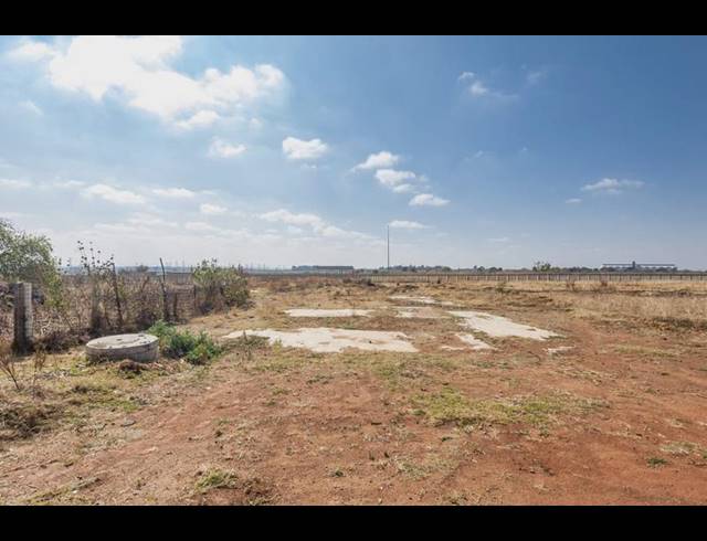 LAND FOR SALE IN ESSELEN PARK